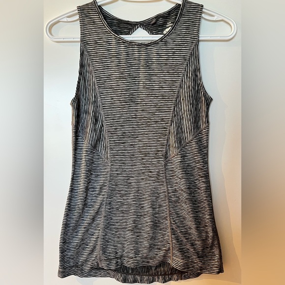 Roots Active Striped Sleeveless Tank Top – Size Small - Picture 1 of 5